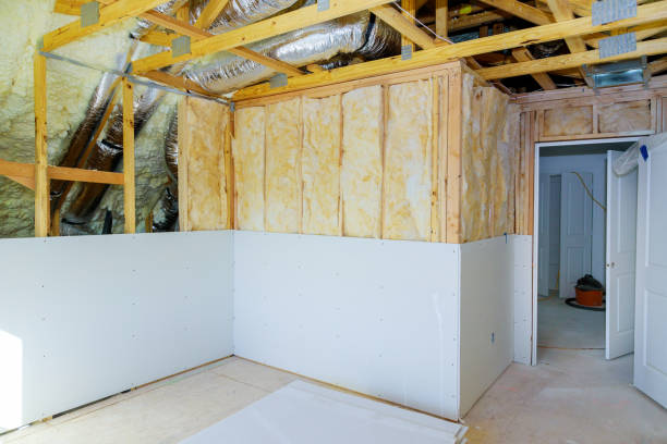 Best Specialized Insulation Services in Calcium, NY